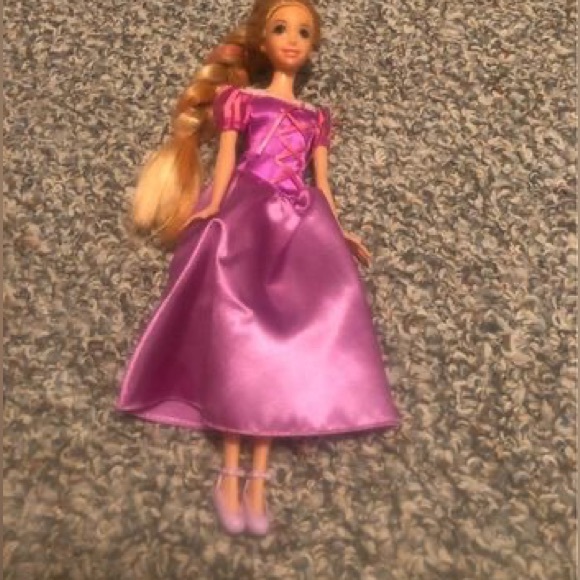 Full Set of Like New Disney Princess Barbie Dolls - Picture 6 of 10